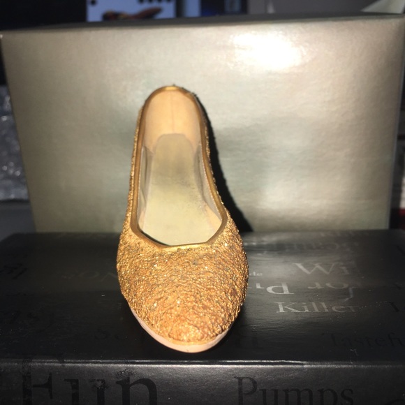 Just the right shoe golden stiletto by raine item 25045 - Picture 8 of 8